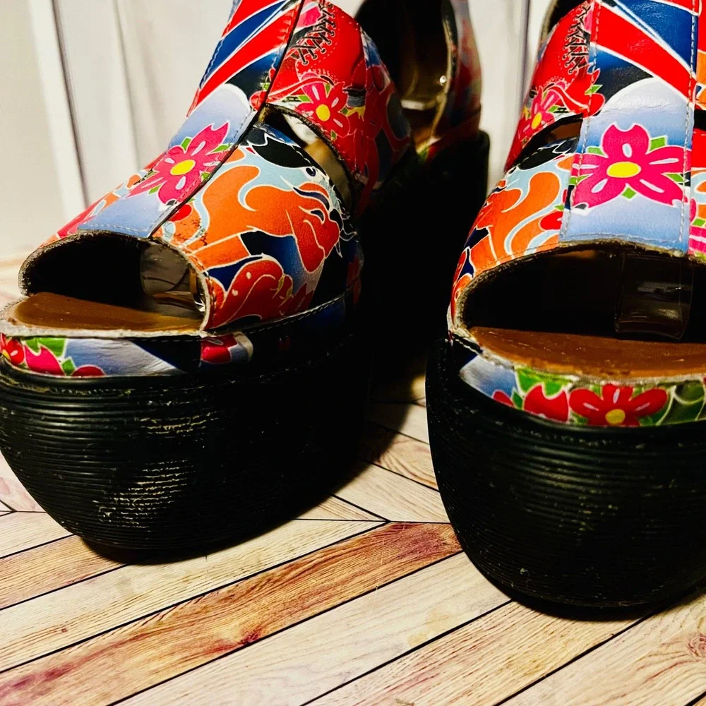 Dr Martens Bessie‎ Wedge Platform Sandals Women 5 Floral Koi Tattoo Psychedelic